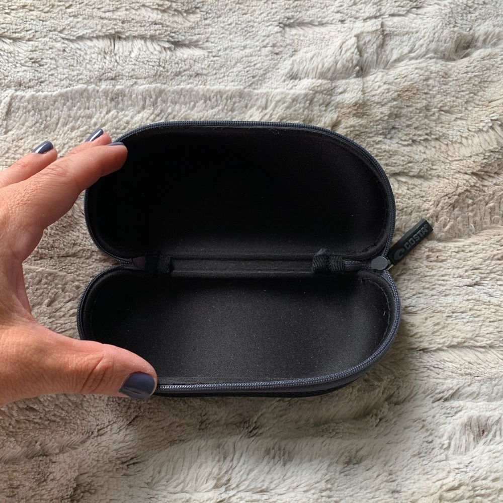 Sunglasses Case❤️Costa Del Mar - Picture 2 of 2